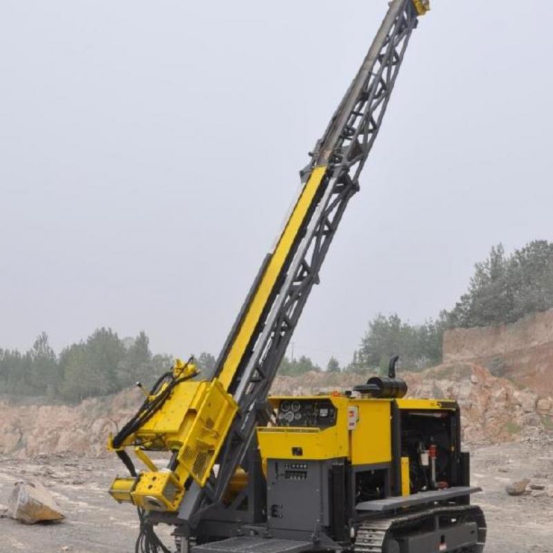 Surface Core Drills Fully Hydraulic Drill Rig  - 副本